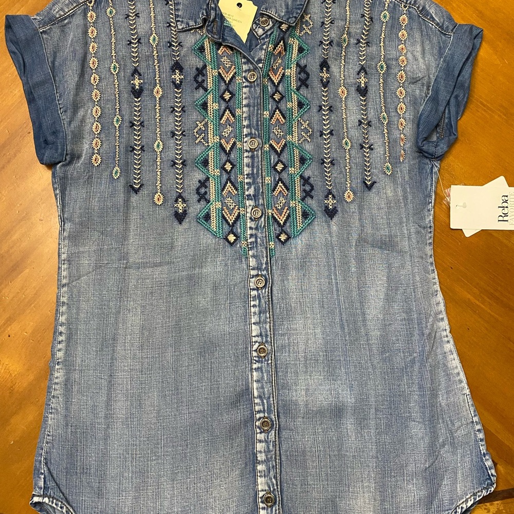 NWT Reba Embroidered Denim Blouse